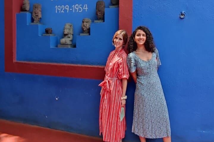 Frida Kahlo Museum & Coyoacán Walking Tour with Art Expert