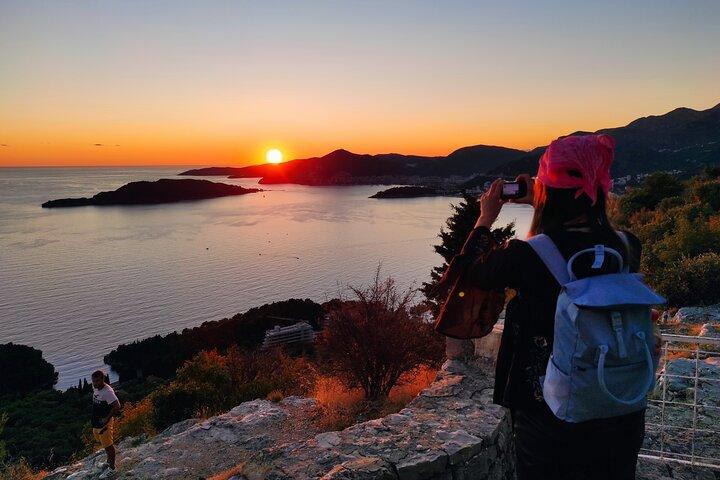 Budva Private Kloster Tour – Küstenblicke & versteckte Geschichte