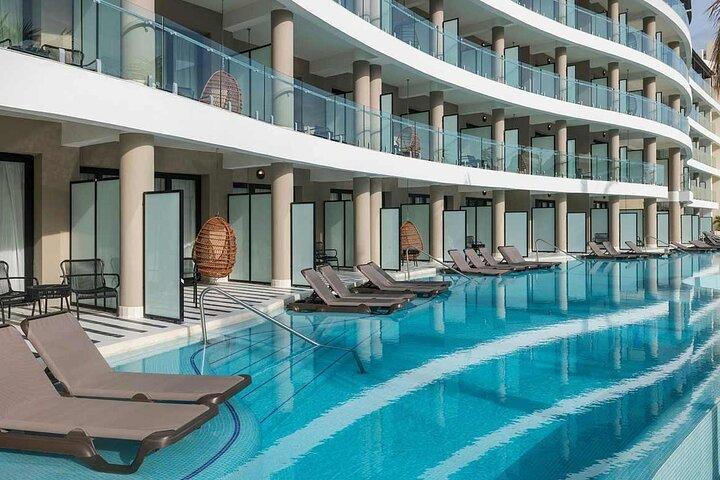 Privat lufthavnstransport til Ocean Coral Spring Resort