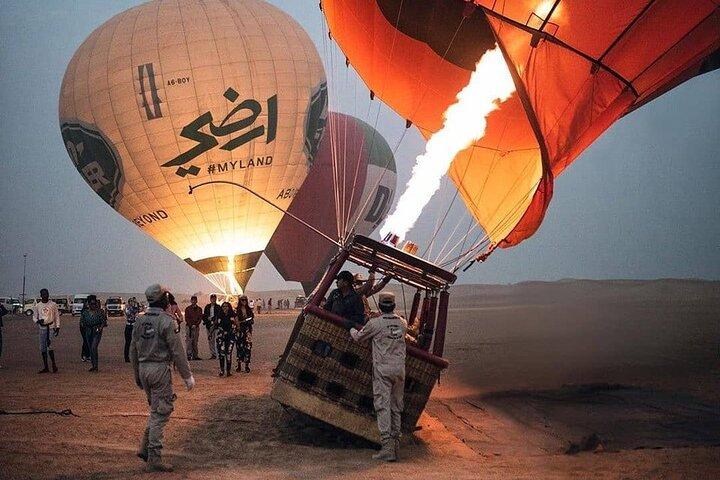 Geniet van geweldige standaard Dubai heteluchtballon