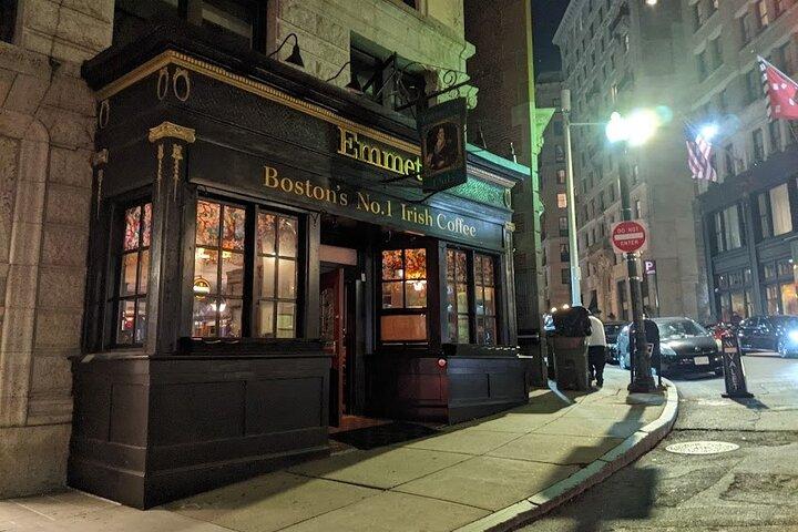 Boston Ghosts Boos og Brews Haunted Pub Crawl
