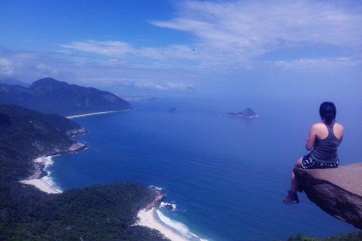 Pedra do Telegrafo ハイキング ツアー - (Telegraph's Rock)