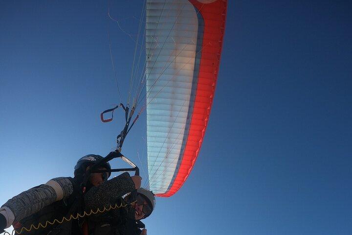 Volo in parapendio nell'Alto Atlante Marrakech