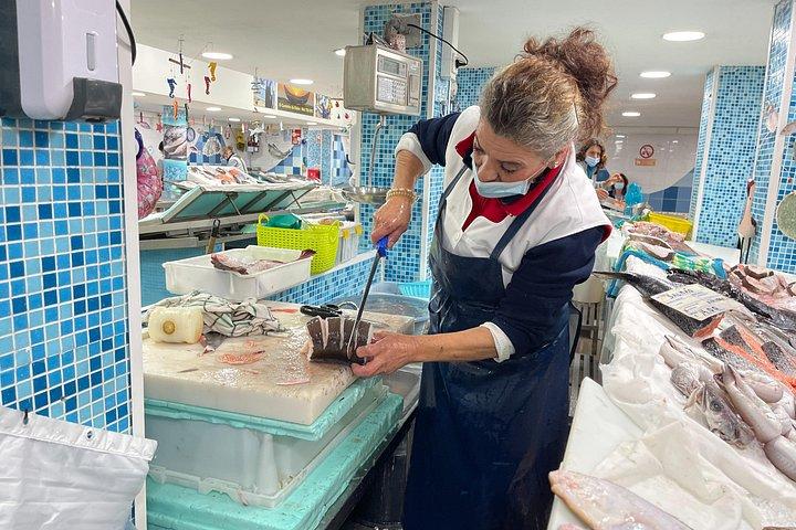 Portugese kookcursus op de lokale markt