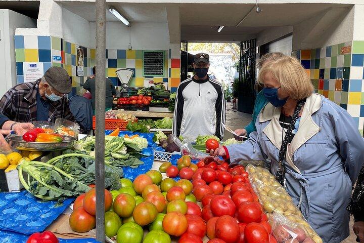 Portugese kookcursus op de lokale markt