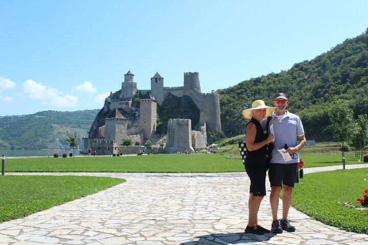Excursión privada de un día a Iron Gate Gorge y a la fortaleza de Golubac