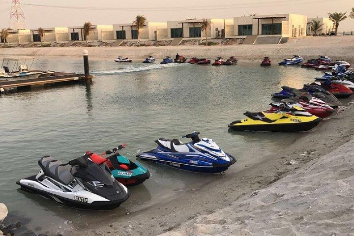 Location de jet ski à Abu Dhabi pour 1 heure