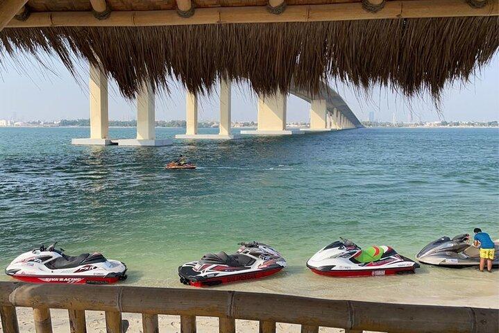 Location de jet ski à Abu Dhabi pour 1 heure