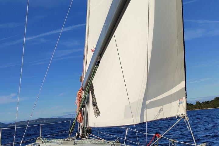 Zadar: Private Sailing Sunset Tour with champagne