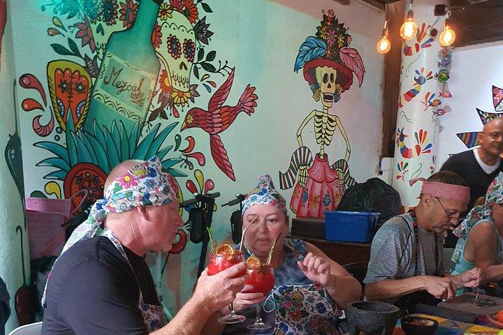 Salsa & Salsa cooking lessons + Beach day