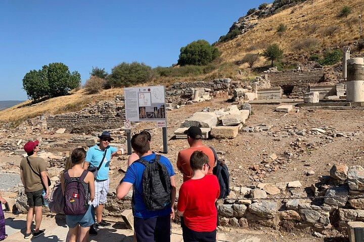 "Ephesus Ultimate: Tour de grupo pequeno de dia inteiro (máximo de 10 a 12 pessoas)"