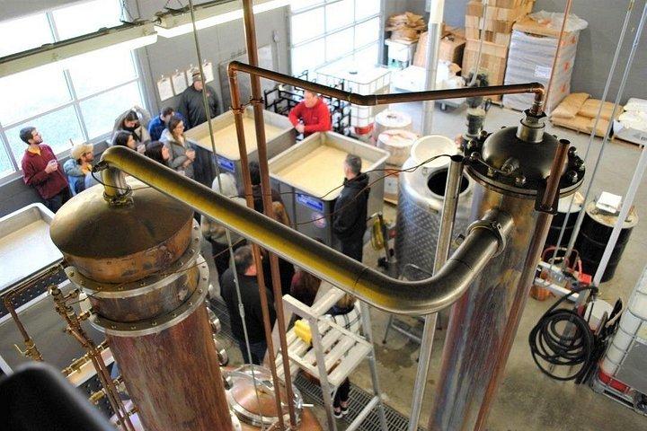 Tennessee Whiskey Experience: Bus Tour with 11+ Whiskey Tastings