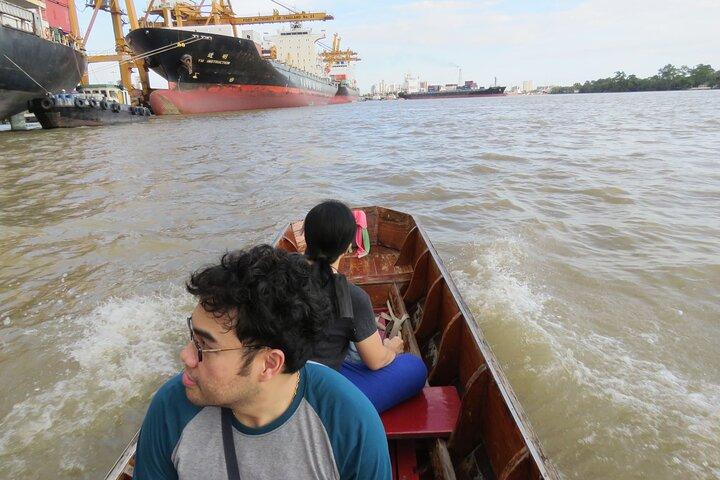 Aventura na área verde de Bangkok