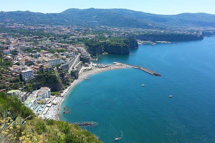 Full-day Group Tour to Sorrento, Positano, Amalfi from Naples