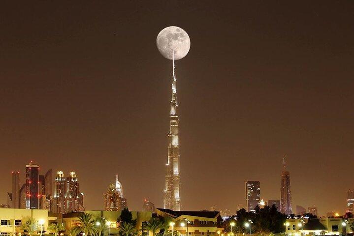 Besichtigung des Burj Khalifa und Abendessen in einem der Turmrestaurants