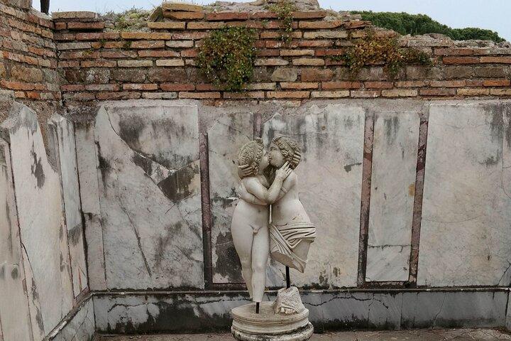 Ostia Antica Arqueological Park com gelato italiano