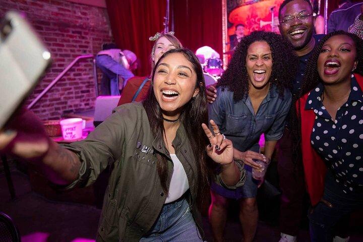 ニューオーリンズのフレンチメンストリートVIPライブミュージックパブクロール