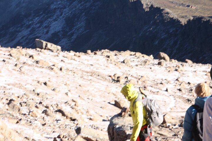 ピックアップ付きの4日間のケニア山トレッキング