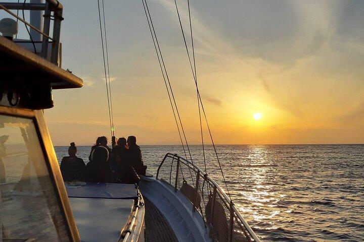 Crucero al atardecer en Mykonos con bebidas