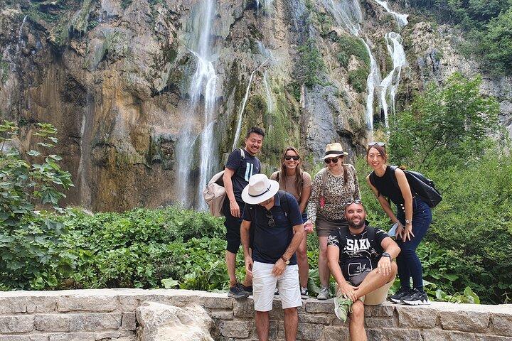 Excursion d'une journée à Plitvice et Rastoke au départ de Zagreb avec billet (départ de guar.)