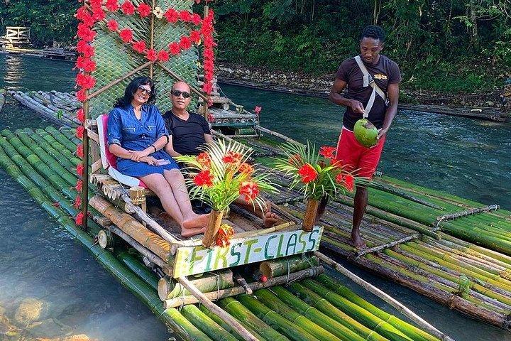 Bamboo Rafting With Foot Massage