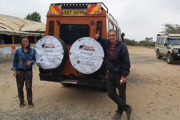 Safari Vehicle Hire (Land Cruiser)