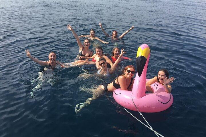 Barcelona 3-timmars privat båttur