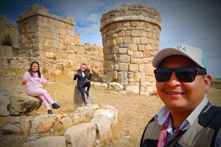 Tour guidato di un'intera giornata della rotta Aymara da Puno