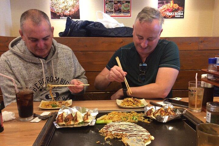 大阪の食と文化 6 時間のプライベート ツアー (公認ガイド付き)