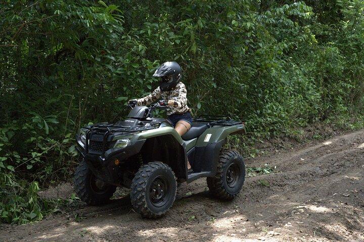 Escursioni in quad a Cayo con esperienza alle cascate