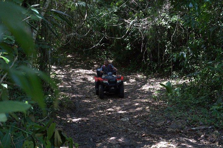 ATV-utflykter i Cayo med vattenfallsupplevelse