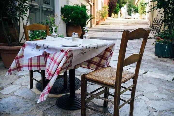 Culinary Backstreets of Plaka - Aten Food Tour