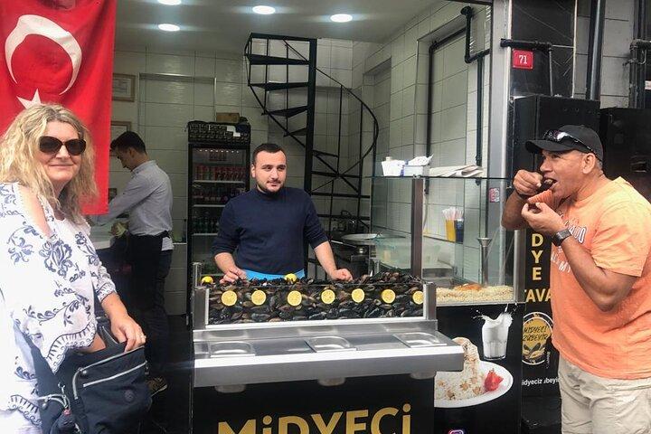 Visites guidées à pied d'Istanbul avec dégustations de plats et de boissons