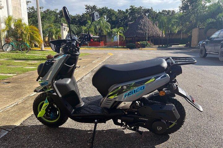 トゥルム遺跡スクーター/ATV/E-バイク ツアー、シュノーケル/水泳/パドルボード セノーテ + ランチ