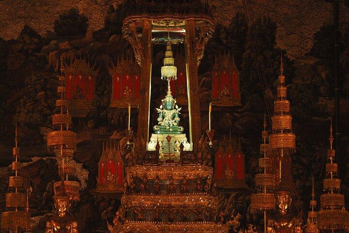 Grand Palace Self-Guided Walking Tour (entré ej inkl.)