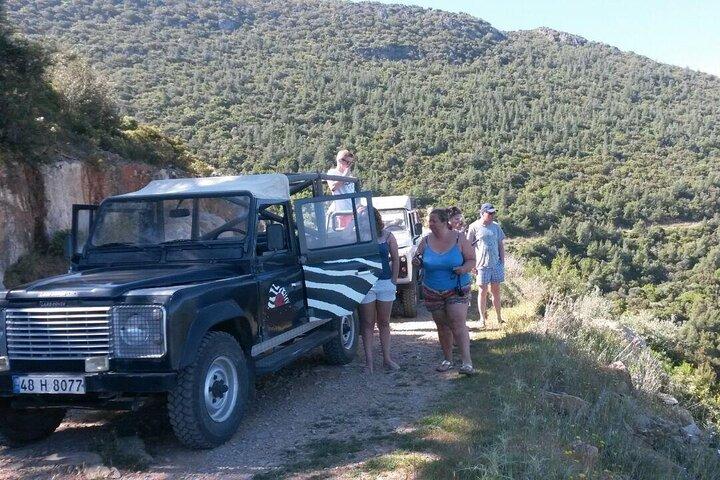 Excursion privée d'une journée en jeep à Bodrum avec déjeuner