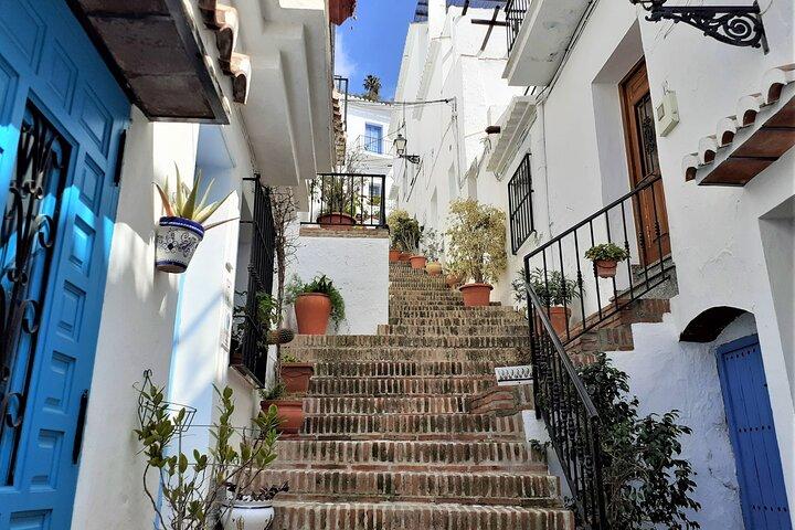 Viaggio privato a Nerja e Frigiliana da Marbella