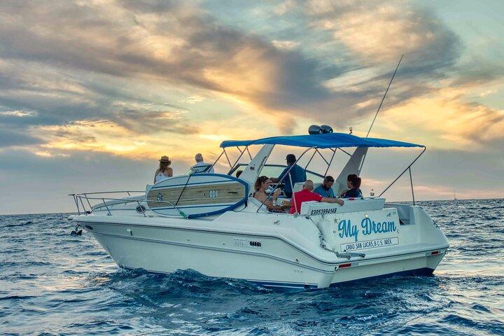 Cruzeiro de iate privado em Cabo San Lucas com Open Bar