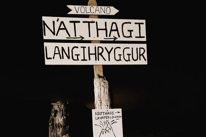 Small Group Volcano Hike with a Professional Geologist