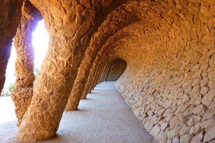 Park Guell Guided Tour with Skip-the-Line Ticket