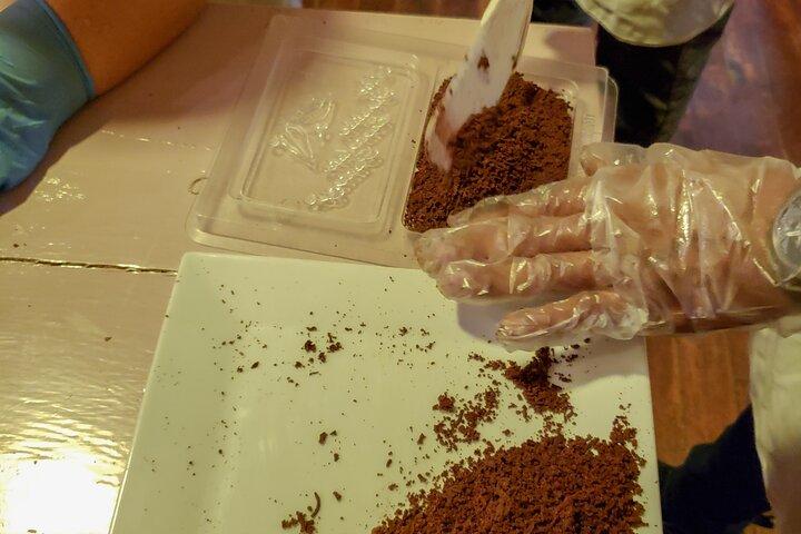 ウエスト エンドのロタン チョコレート ファクトリーでのチョコレート作り教室