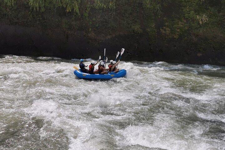 Wildwasser-Rafting Manuel Antonio Quepos Savegre River