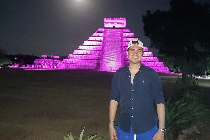 Tour con espectáculo de luz y sonido "Noches de Kukulkán" desde la Riviera Maya