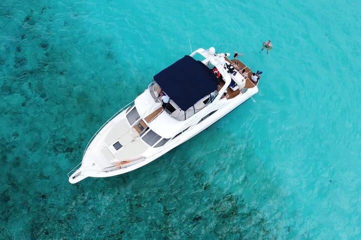 Tour de 4 horas de snorkel y playa - Yate privado 47 pies