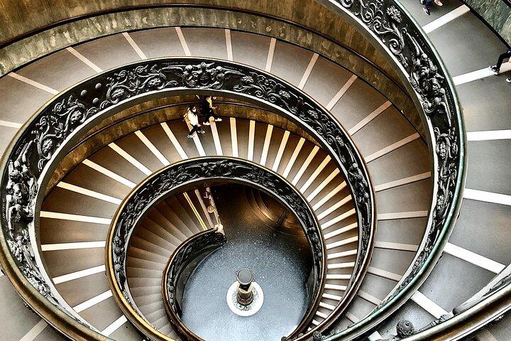 Visita aos Museus Privados do Vaticano e à Basílica de São Pedro