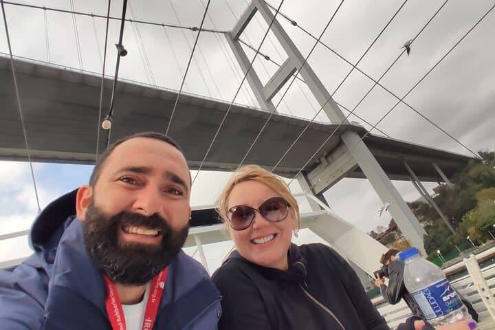 2-Hour Bosphorus Cruise in Istanbul with Guide