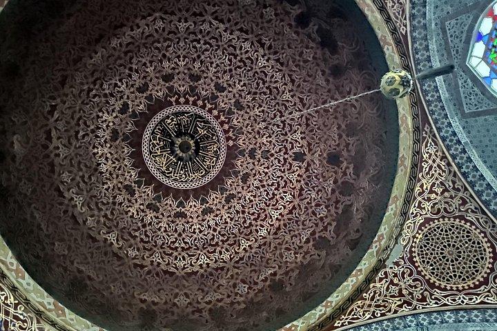 Guided Tour to Topkapi Palace with Skip-the-Line Entry Ticket