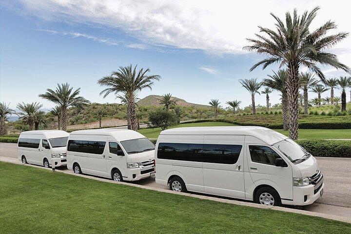 Transfert de l'aéroport à Cabo San Lucas et aux hôtels et villas du côté du Pacifique aller-retour