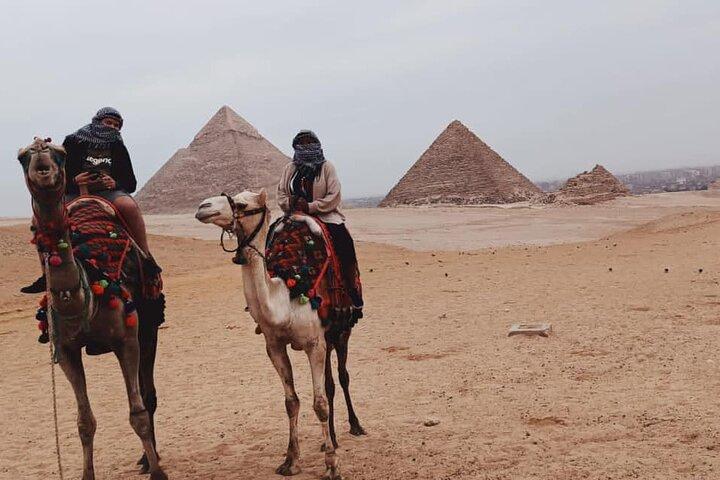 2-Hours Camel Ride around Giza Pyramids