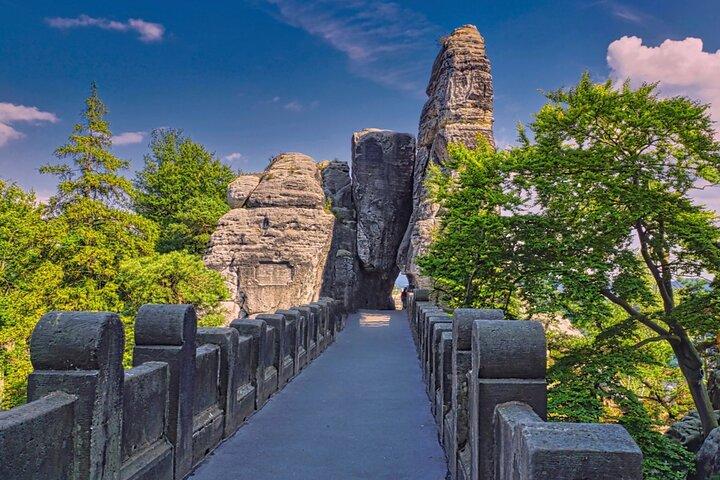 プラハからの2カ国ボヘミアとザクセンスイスツアー